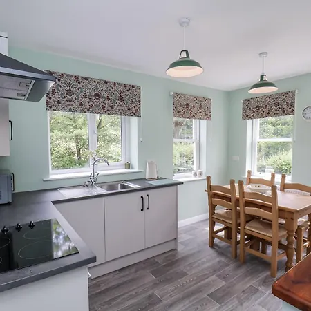 2 Whinstone Prázdninový dům *